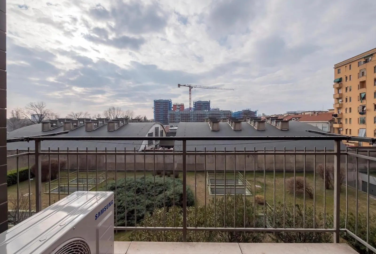 Ihost Flat - Giambellino 131-2 Apartment Milan
